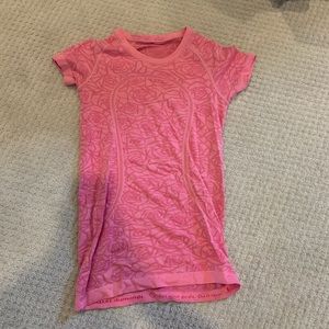 LULULEMON SWIFTLY TECH SHORT SLEEVE
